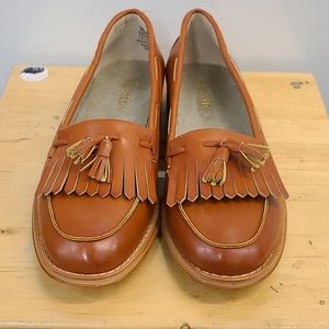 New! Wanted Charlie Tan loafers US 8